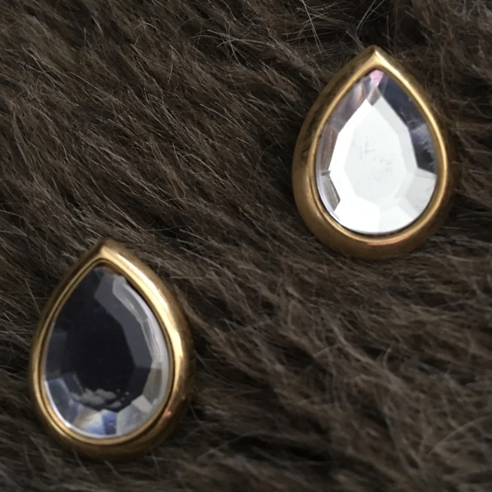 Vintage clear faceted crystal tear drop earrings